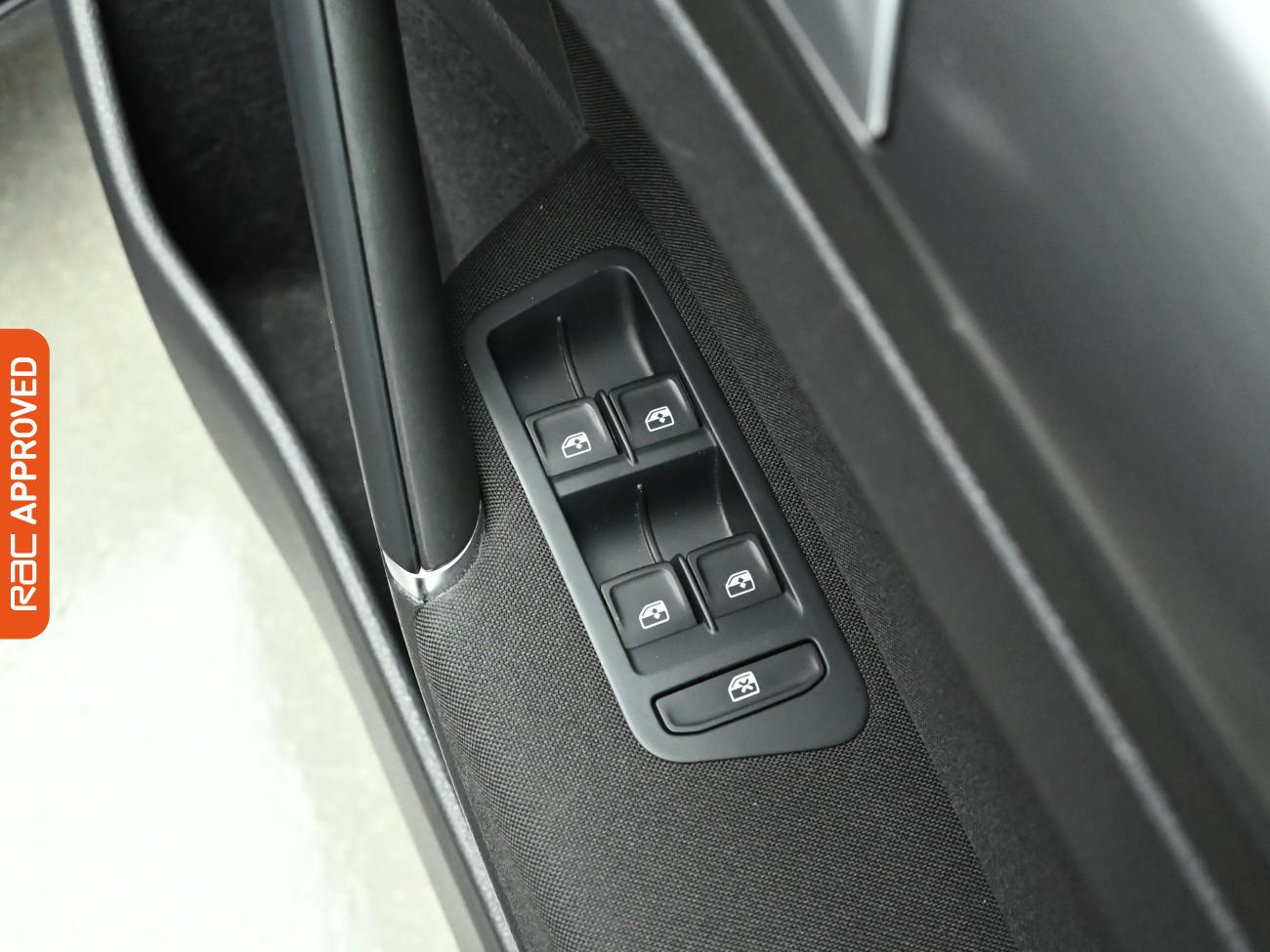 Used Volkswagen Golf 2020 for sale - 77037485: Photo 23