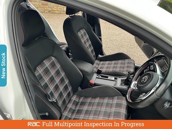 Used Volkswagen Golf 2025 for sale - 75735600: Photo