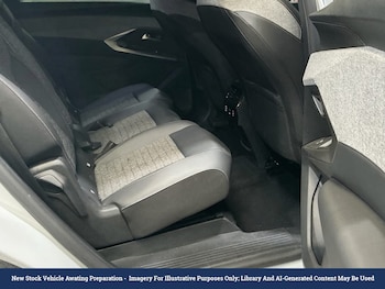 Used Peugeot 5008 2025 for sale - 79467282: Photo