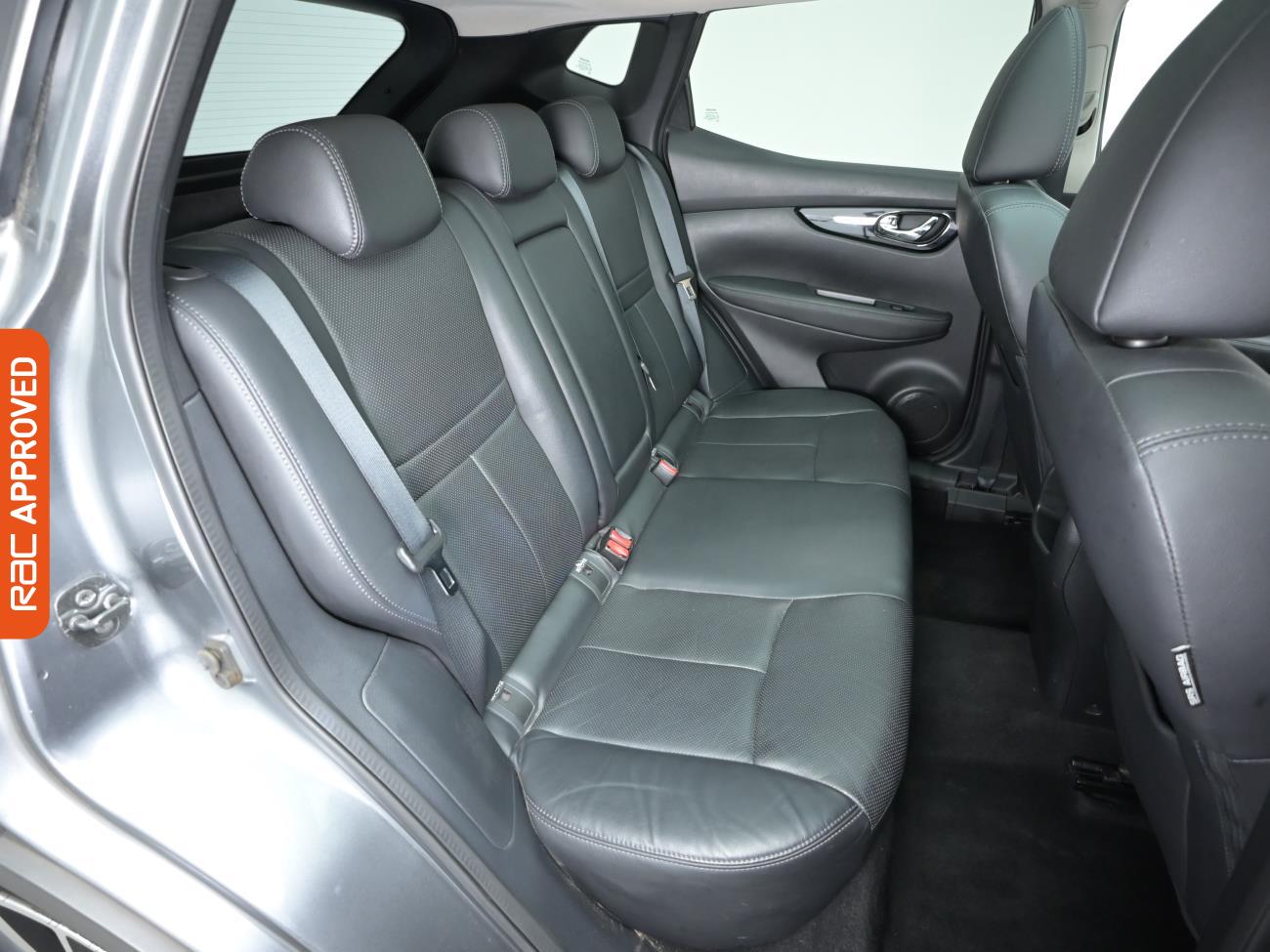 Used Nissan Qashqai 2017 for sale - 77340779: Photo 13