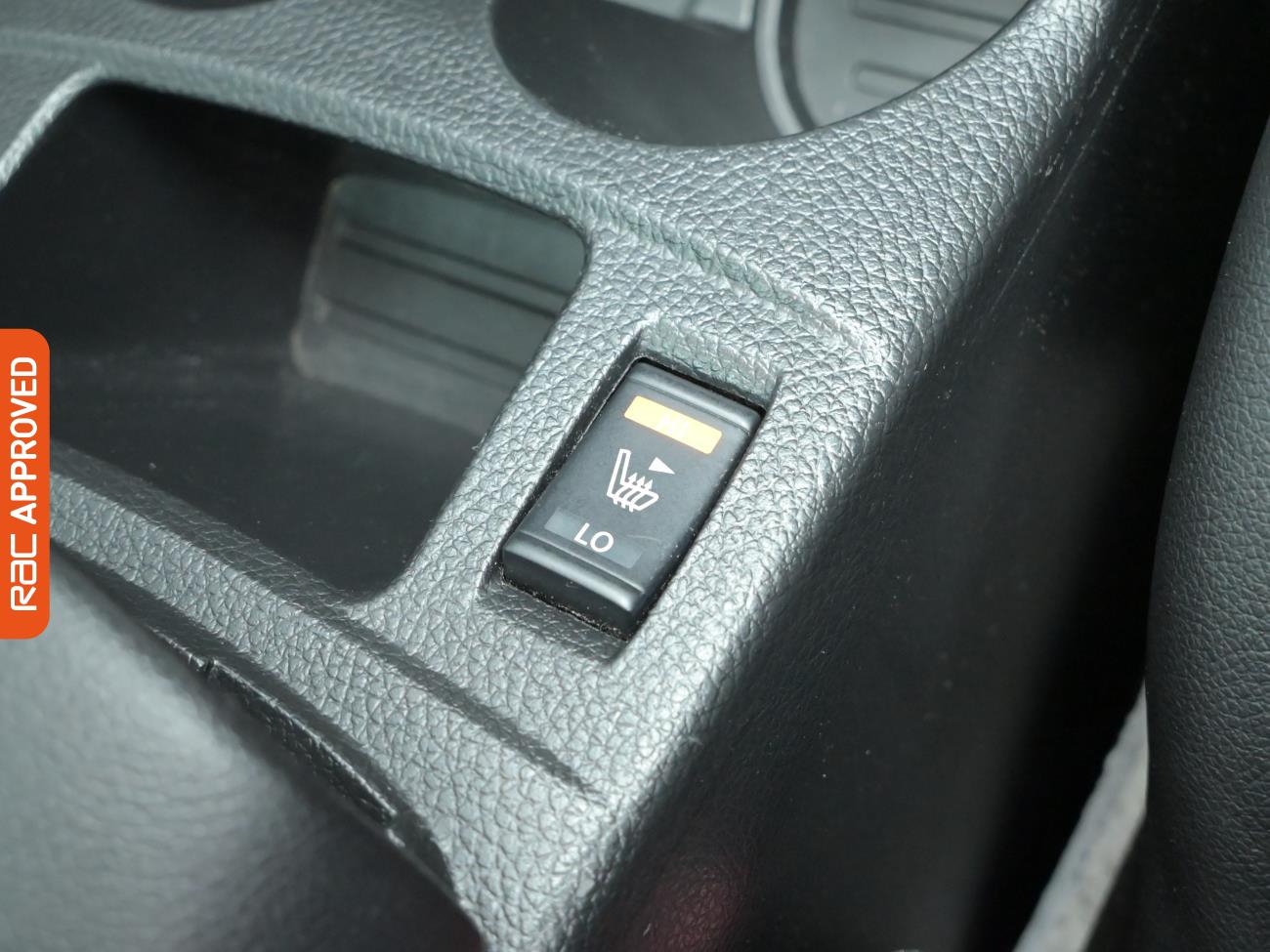 Used Nissan Qashqai 2017 for sale - 77340779: Photo 21