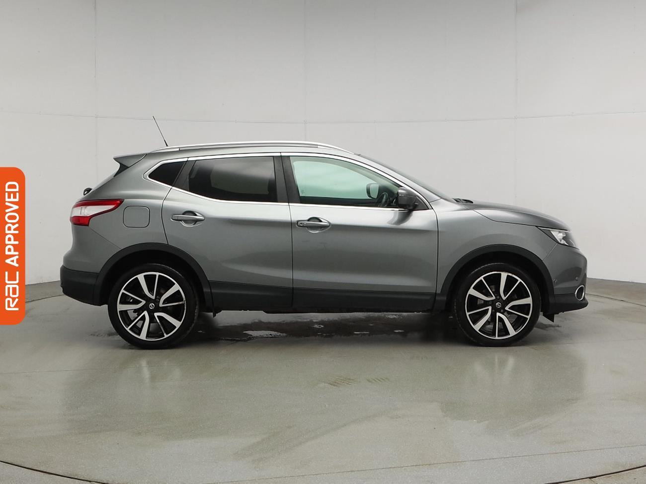Used Nissan Qashqai 2017 for sale - 77340779: Photo 6