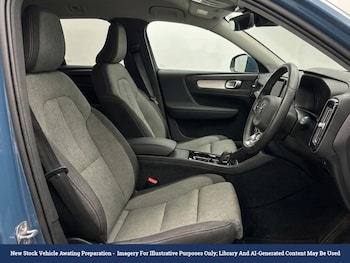 Used Volvo XC40 2023 for sale - 79467292: Photo