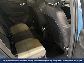 Used Volvo XC40 2023 for sale - 79467292: Photo