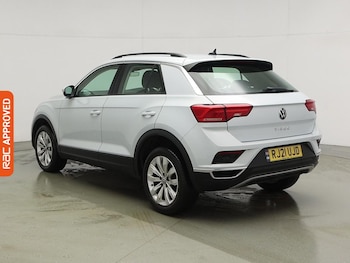 Used Volkswagen T-Roc 2021 for sale - 77106951: Photo