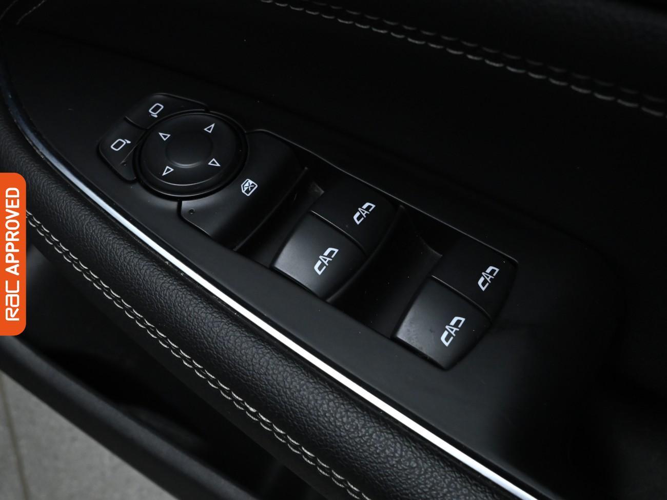 Used Vauxhall Insignia 2017 for sale - 76476203: Photo 24