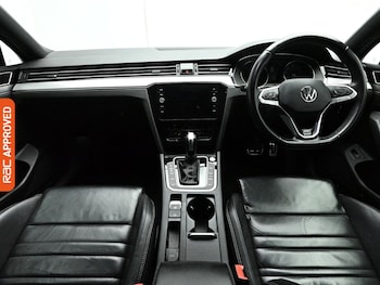 Used Volkswagen Passat 2023 for sale - 79205106: Photo