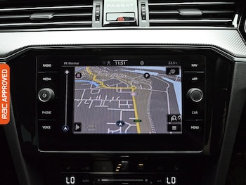 Used Volkswagen Passat 2023 for sale - 79205106: Photo