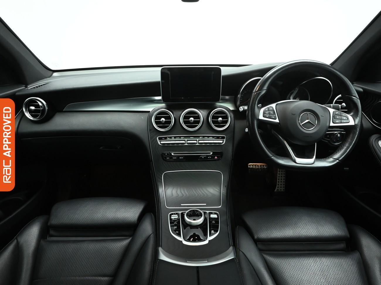 Used Mercedes-Benz GLC 2019 for sale - 77106927: Photo 2