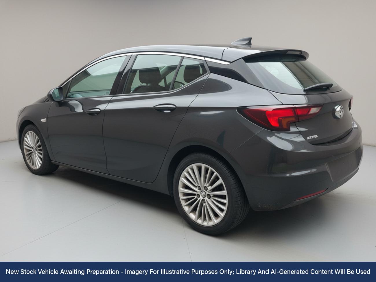 Used Vauxhall Astra 2016 for sale - 76546167: Photo 2