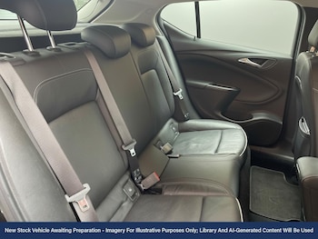 Used Vauxhall Astra 2016 for sale - 76546167: Photo