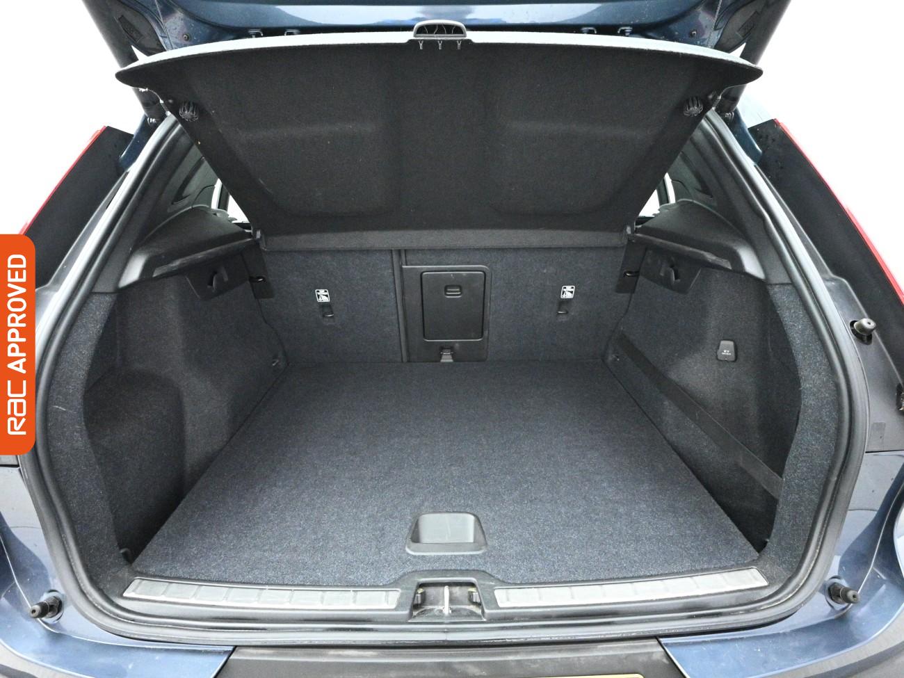 Used Volvo XC40 2019 for sale - 77703411: Photo 28