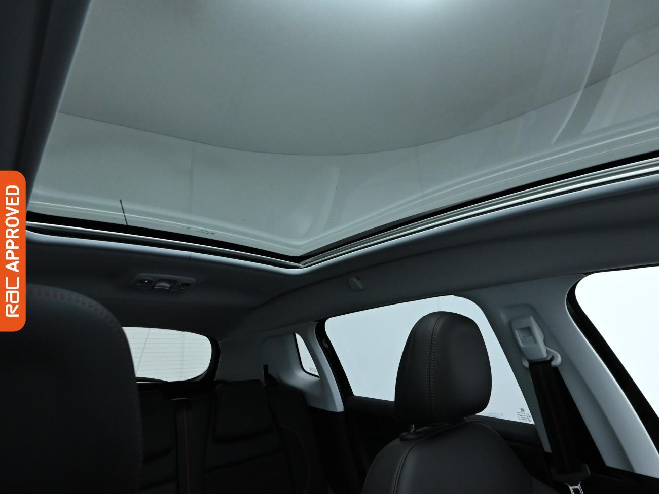 Used Peugeot 2008 2017 for sale - 76299951: Photo 12