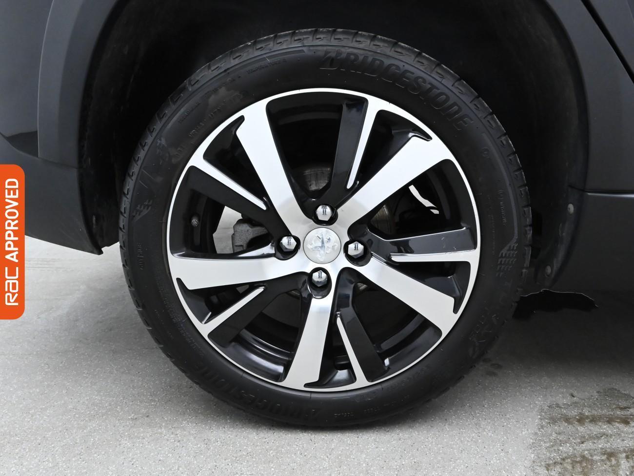 Used Peugeot 2008 2017 for sale - 76299951: Photo 14