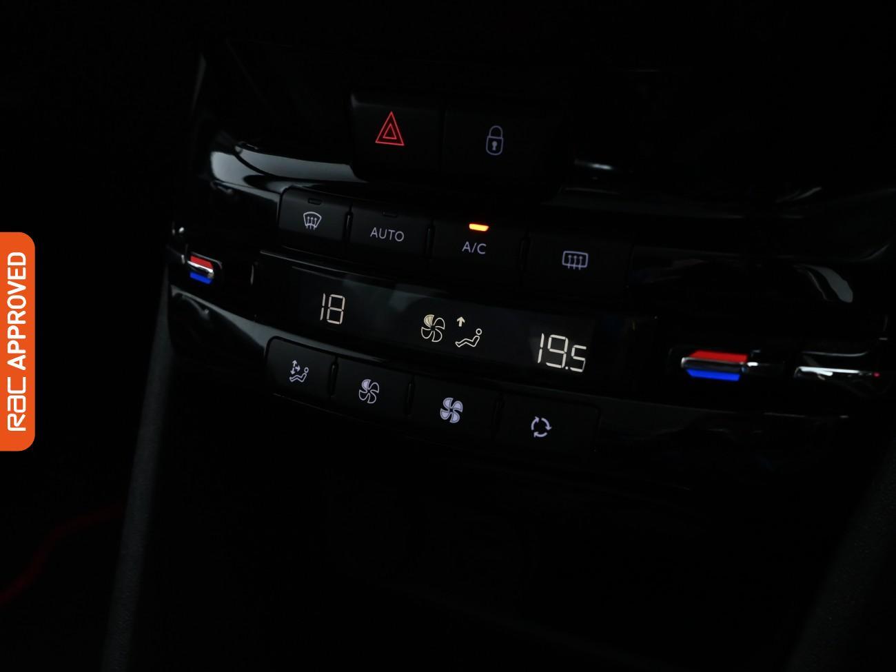 Used Peugeot 2008 2017 for sale - 76299951: Photo 18