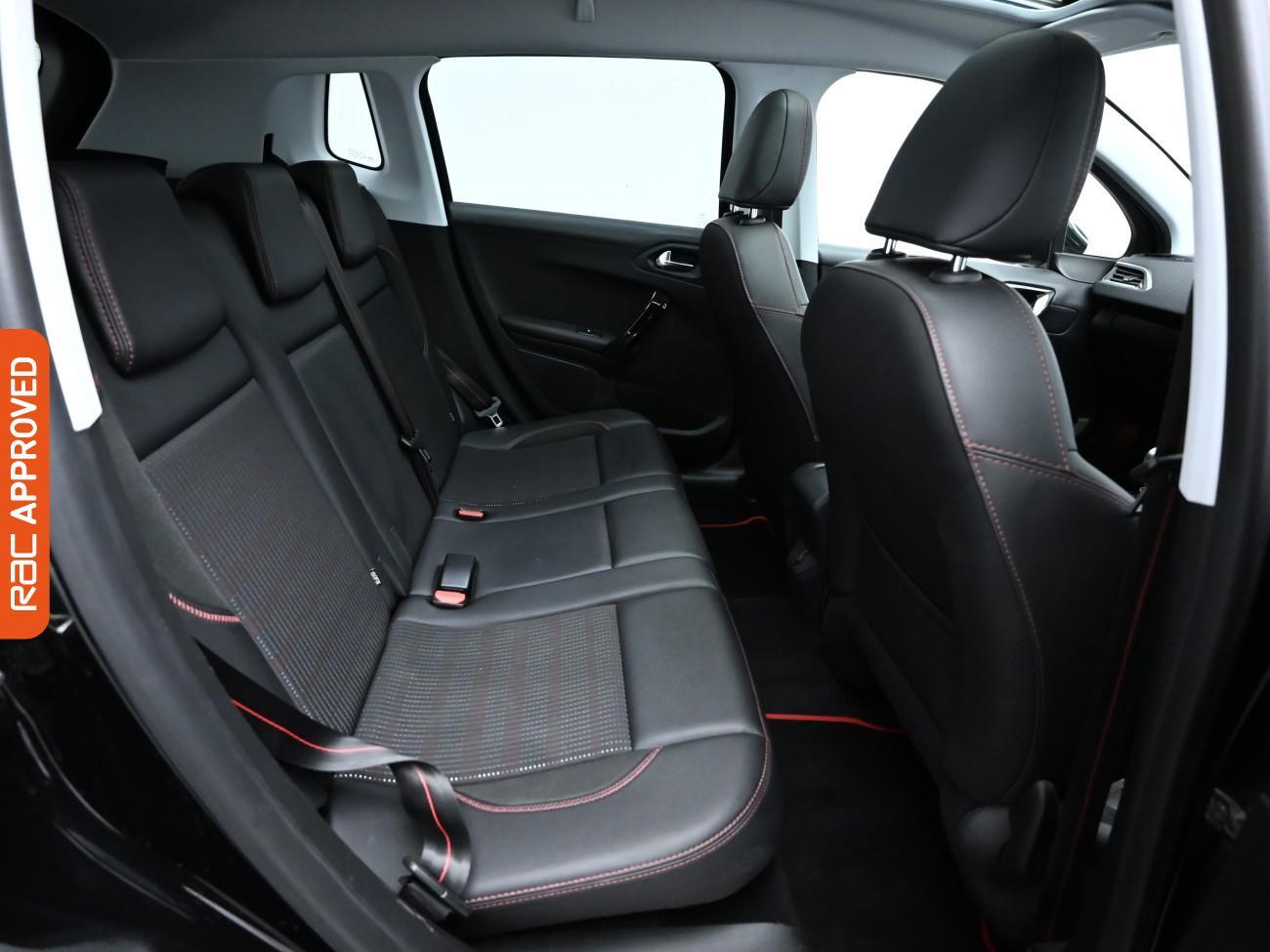 Used Peugeot 2008 2017 for sale - 76299951: Photo 27