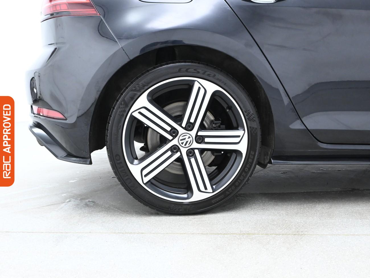 Used Volkswagen Golf 2018 for sale - 77935631: Photo 30