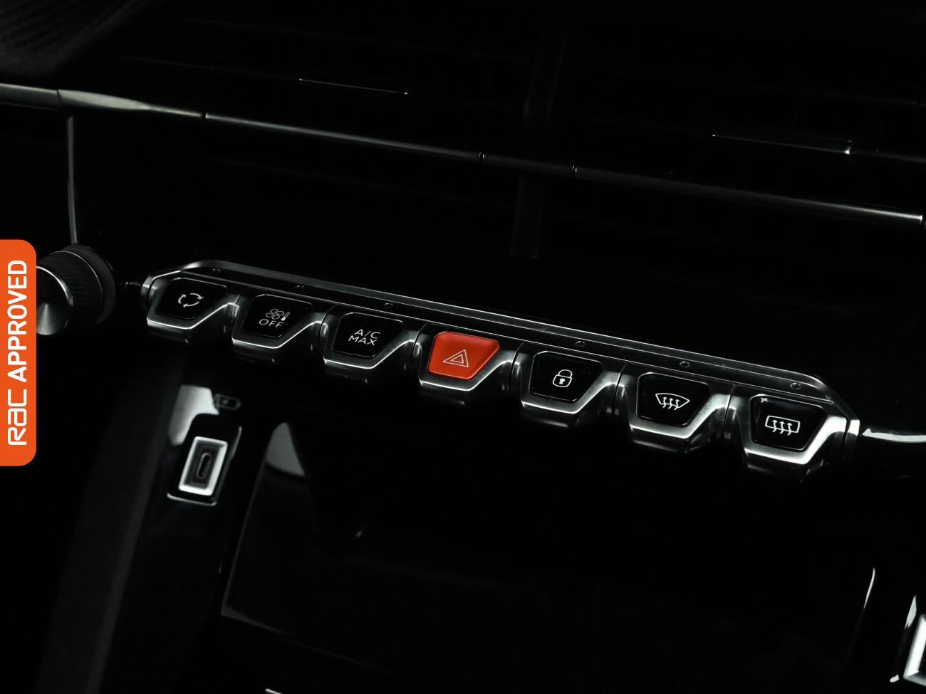 Used Peugeot E-2008 2022 for sale - 77106928: Photo 23