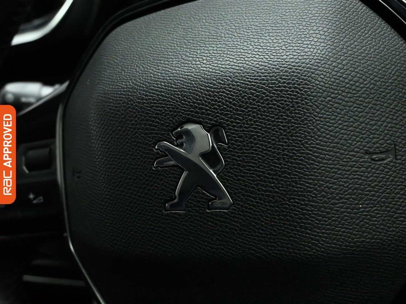 Used Peugeot E-2008 2022 for sale - 77106928: Photo 25