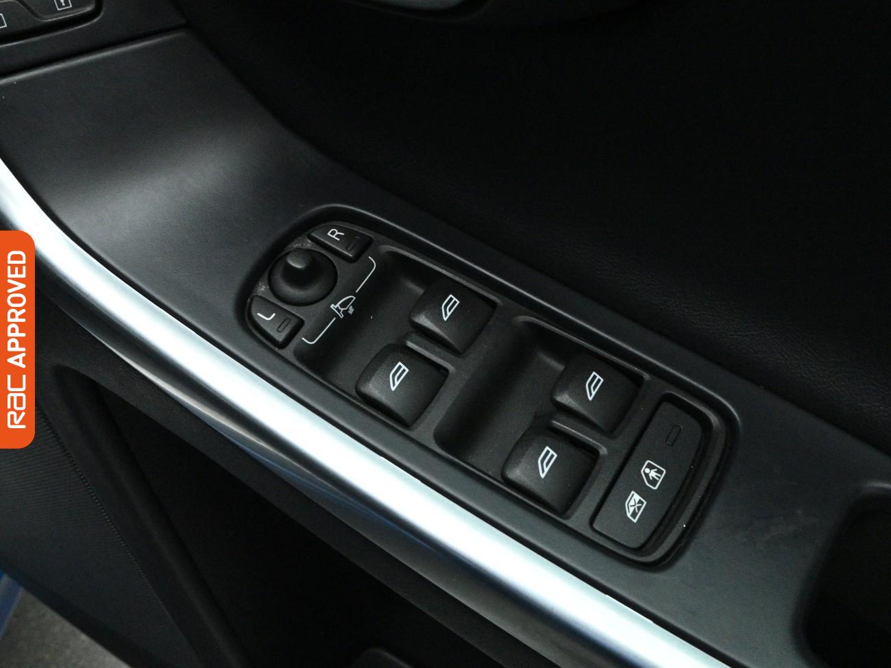 Used Volvo XC60 2016 for sale - 77919306: Photo 25