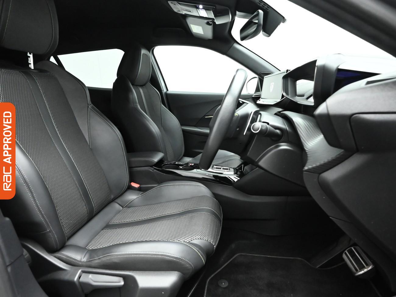 Used Peugeot 2008 2023 for sale - 76569530: Photo 12