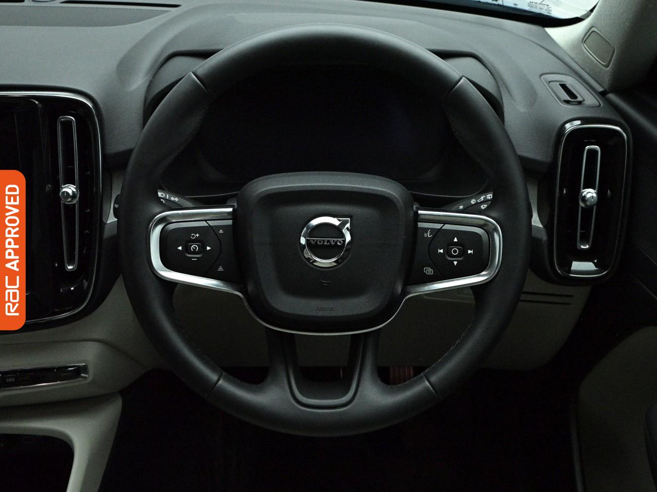 Used Volvo XC40 2023 for sale - 77928895: Photo 9