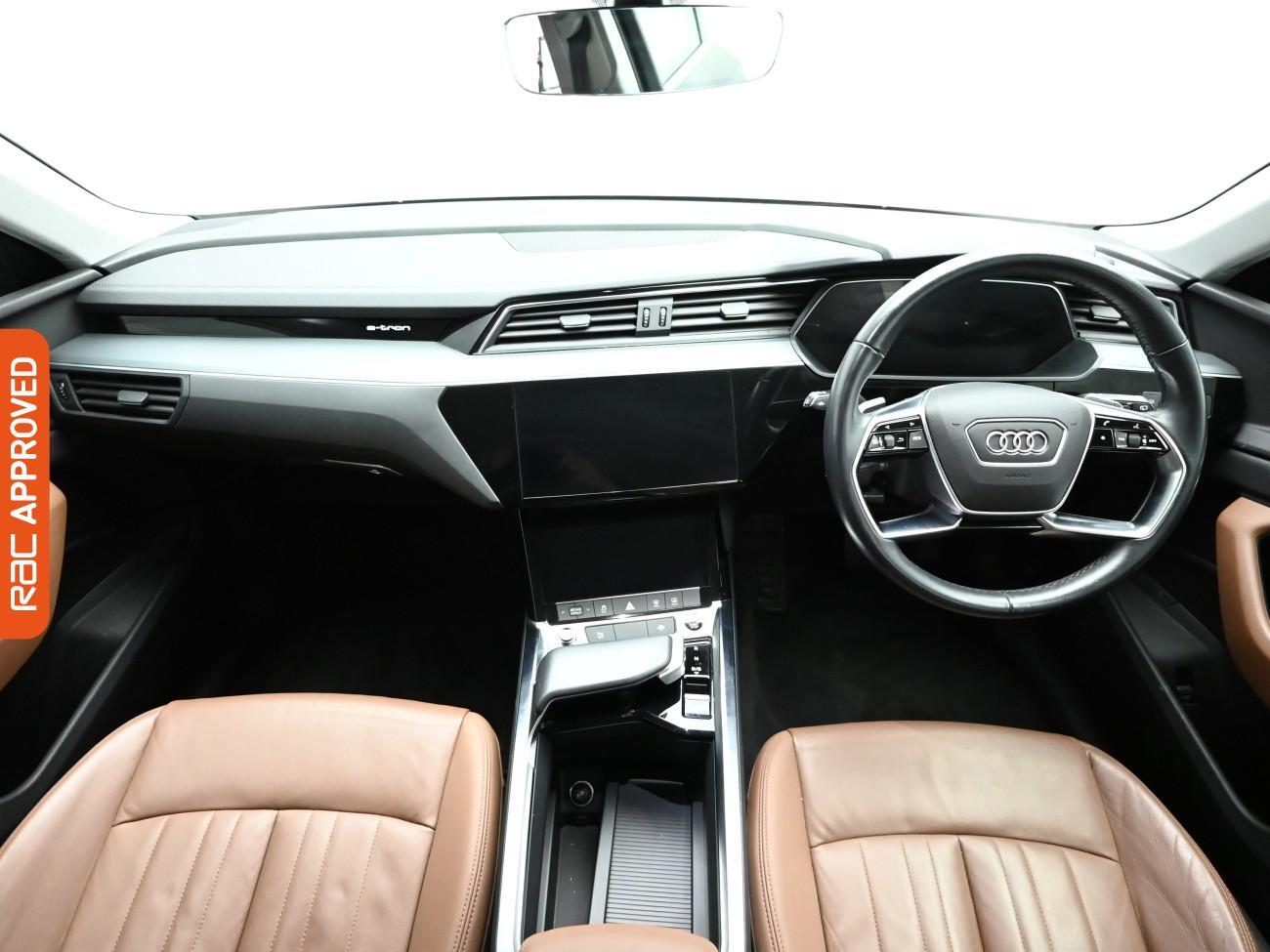 Used Audi e-tron 2021 for sale - 77324040: Photo 2