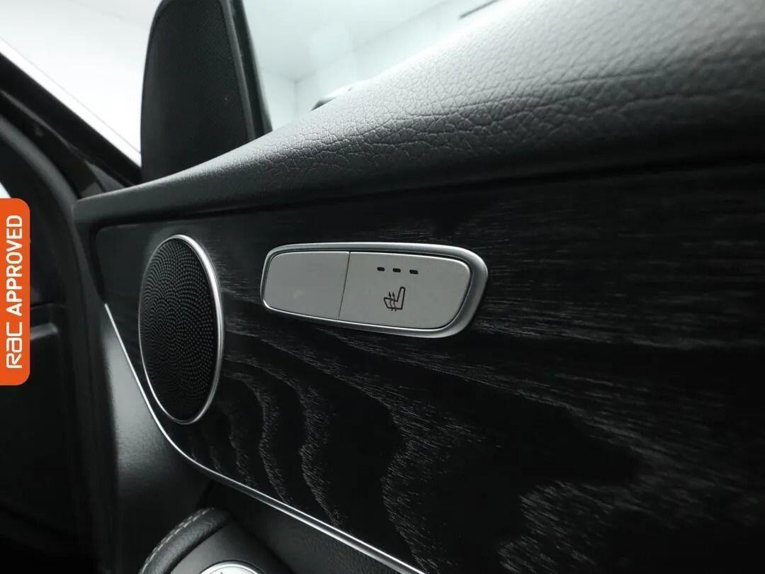 Used Mercedes-Benz GLC 2020 for sale - 75918360: Photo 24