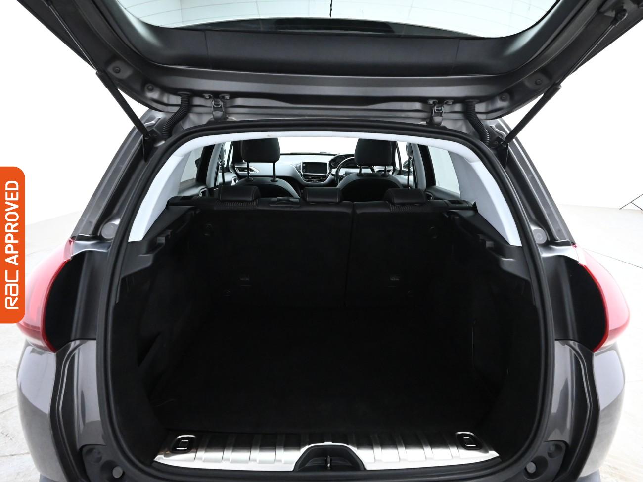 Used Peugeot 2008 2018 for sale - 77553373: Photo 13