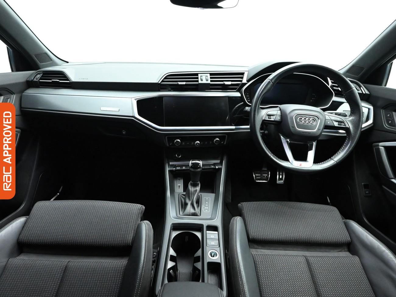 Used Audi Q3 2020 for sale - 76750757: Photo 2