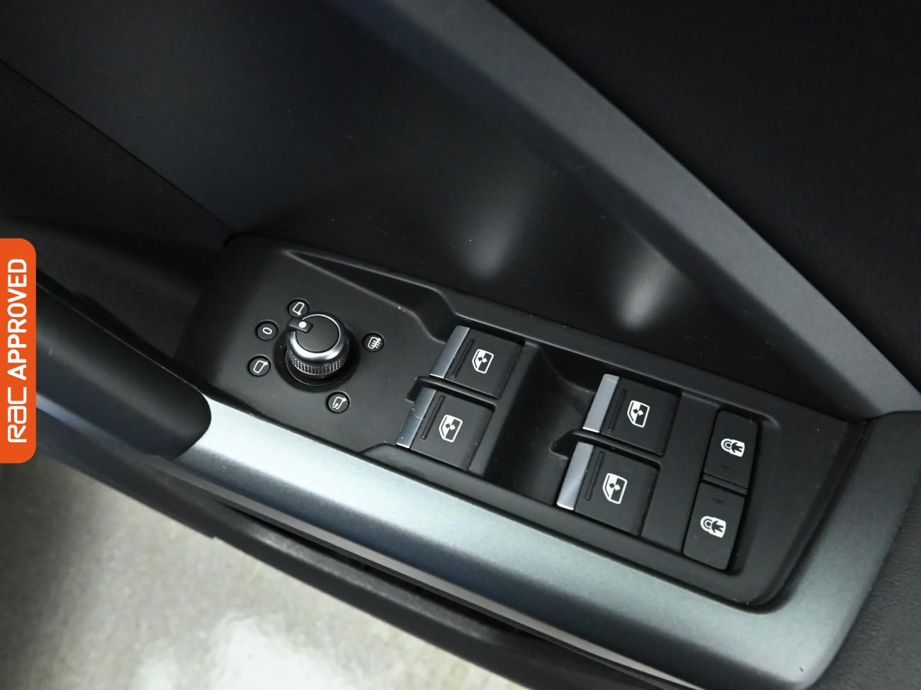 Used Audi Q3 2020 for sale - 76750757: Photo 29