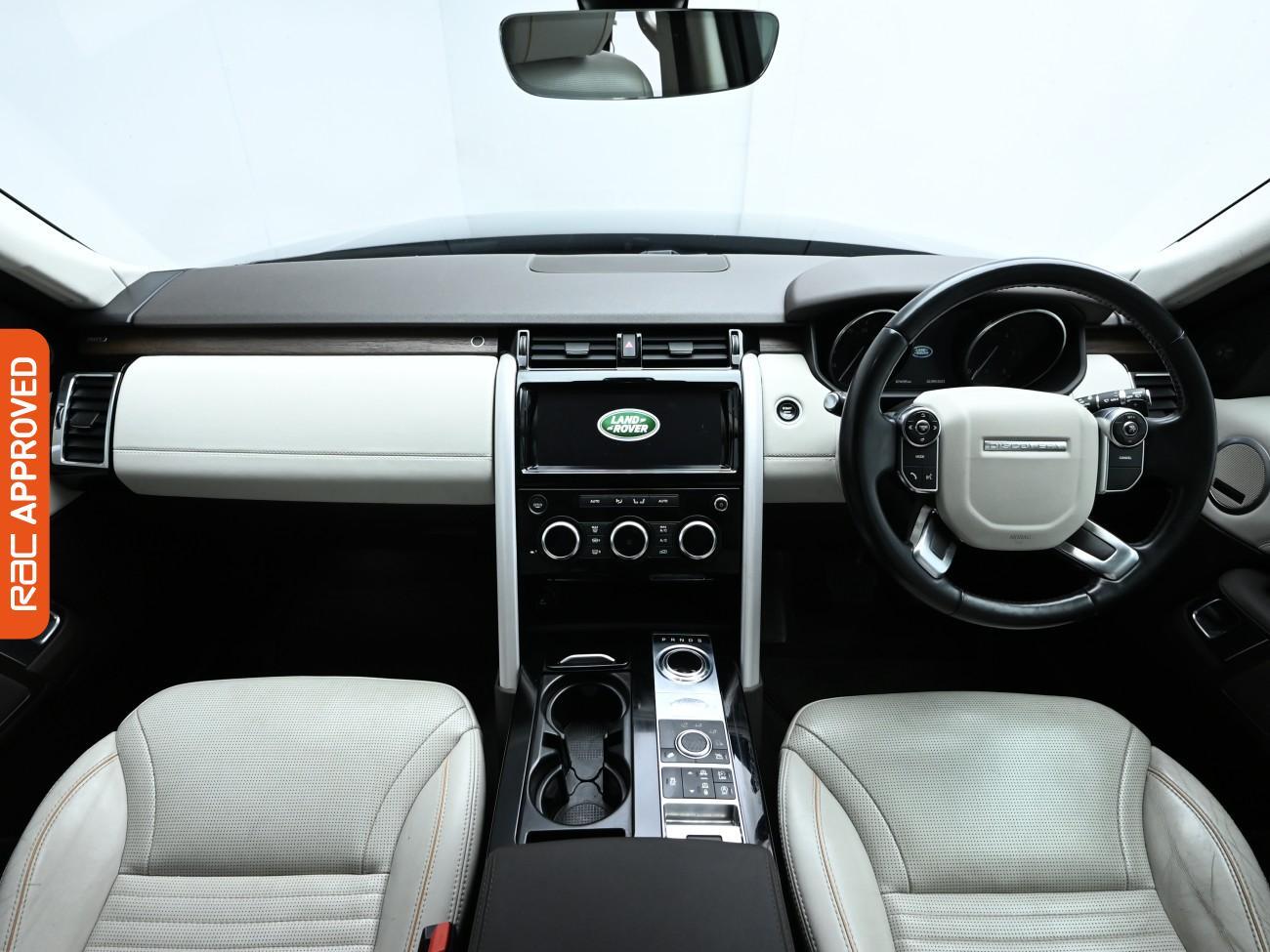 Used Land Rover Discovery 2017 for sale - 77106865: Photo 2