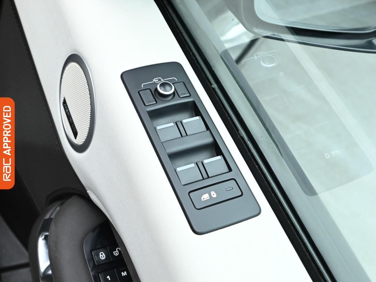 Used Land Rover Discovery 2017 for sale - 77106865: Photo 27