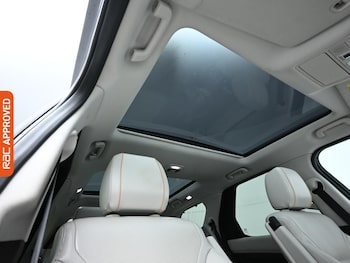 Used Land Rover Discovery 2017 for sale - 77106865: Photo