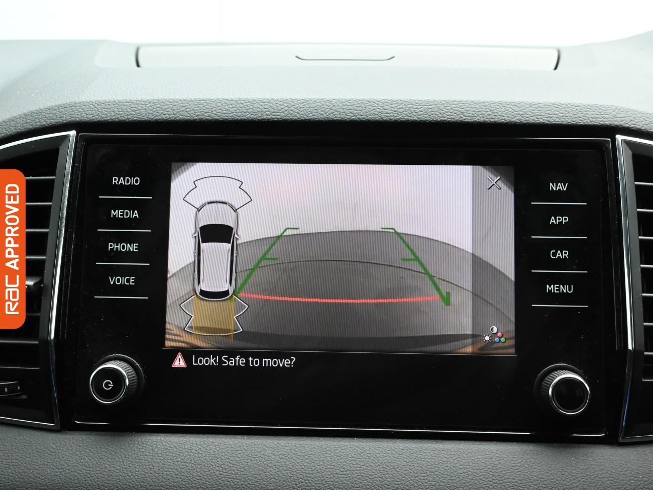 Used Skoda Karoq 2022 for sale - 76782938: Photo 3