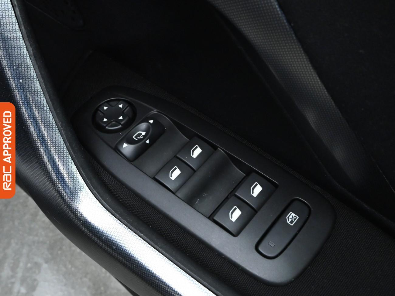 Used Peugeot 2008 2019 for sale - 76341226: Photo 25