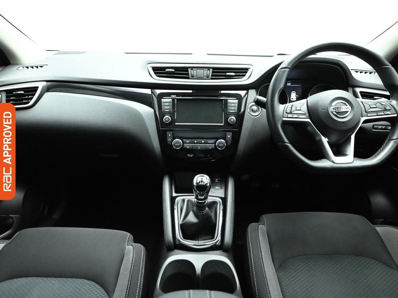 Used Nissan Qashqai 2020 for sale - 76767748: Photo 2