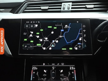 Used Audi e-tron 2022 for sale - 77106905: Photo