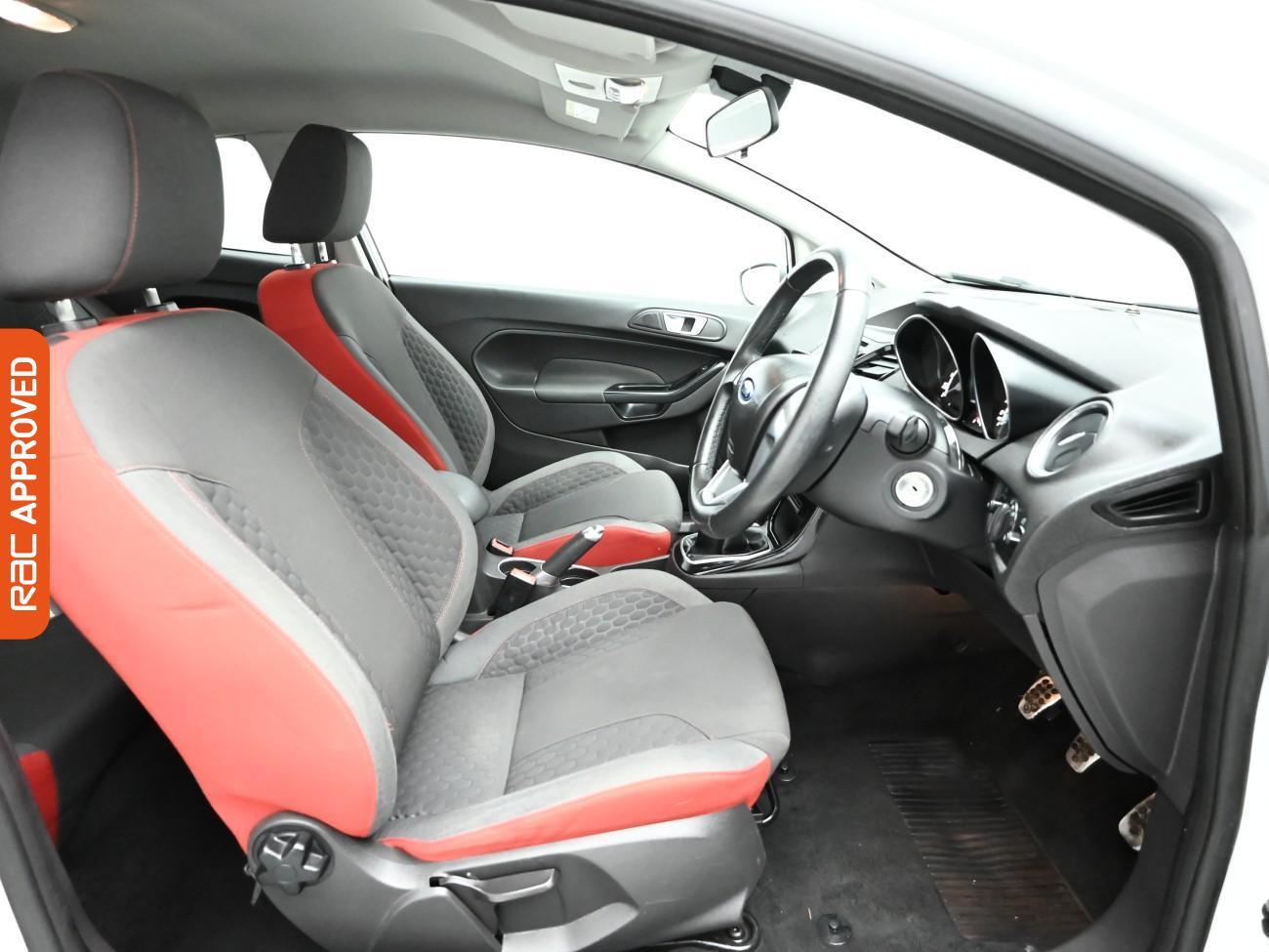 Used Ford Fiesta 2013 for sale - 77540971: Photo 12