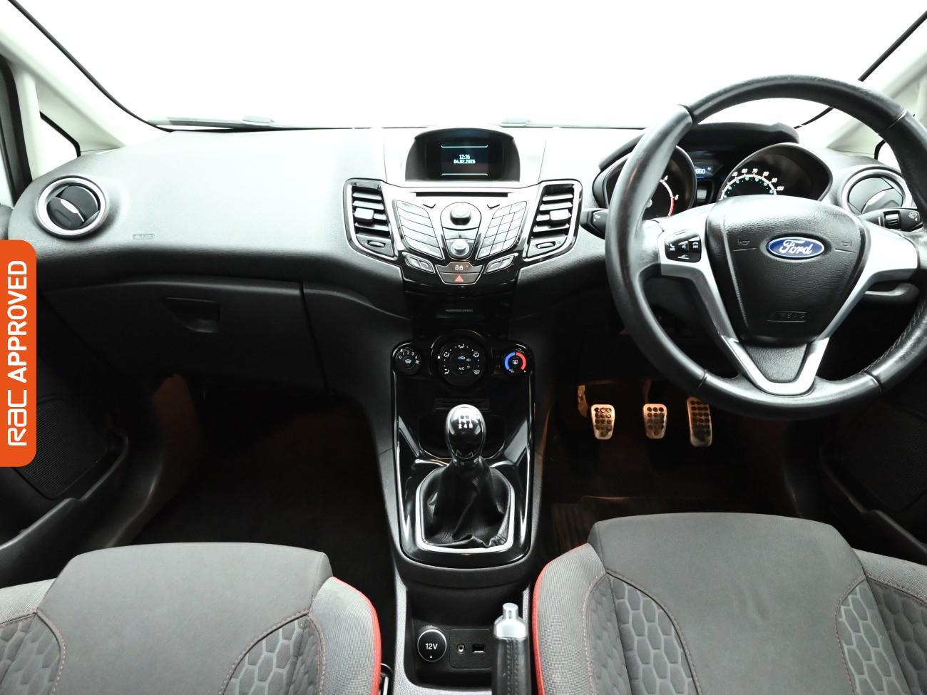 Used Ford Fiesta 2013 for sale - 77540971: Photo 2