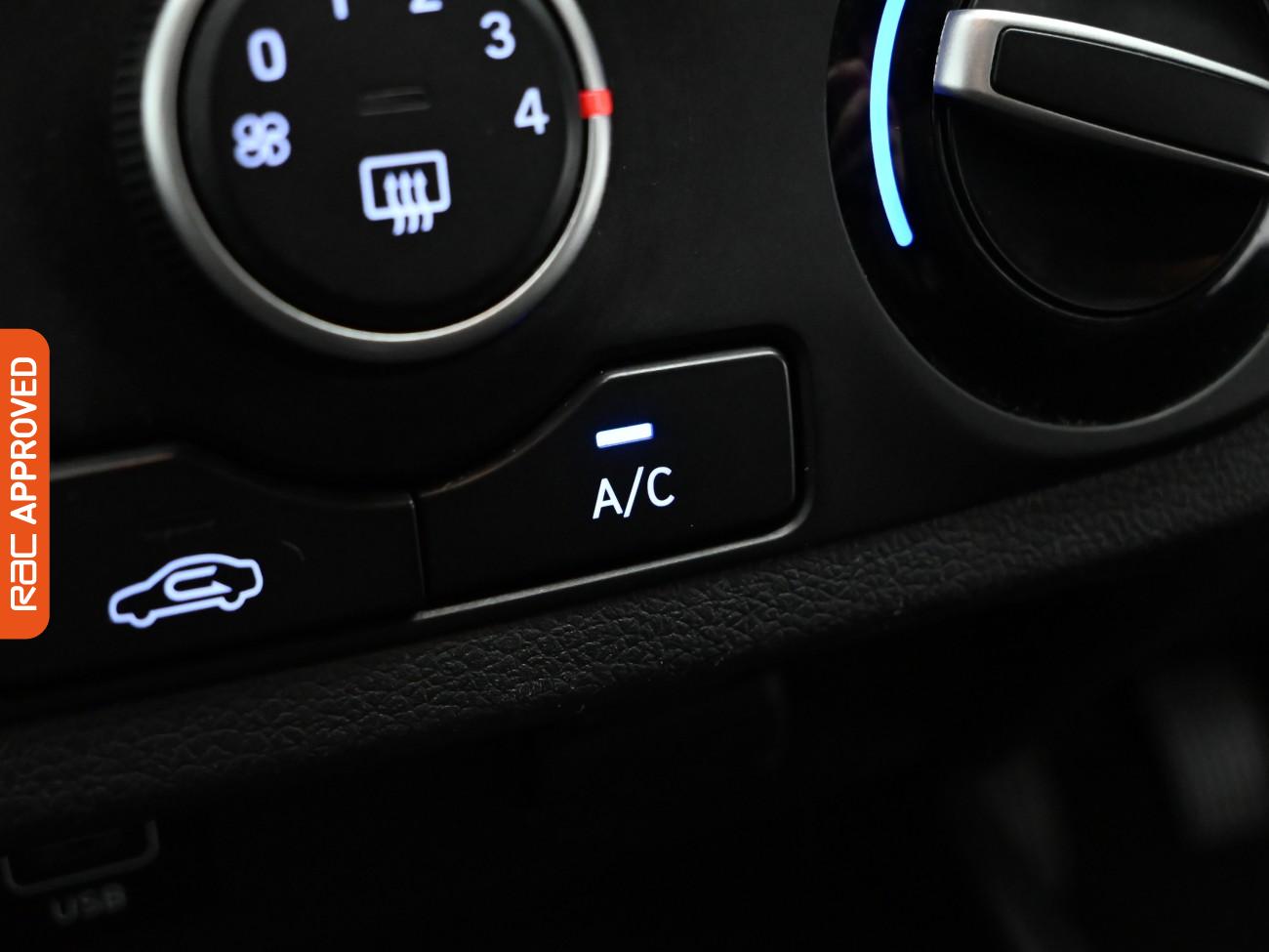 Used Hyundai i10 2022 for sale - 77123762: Photo 16