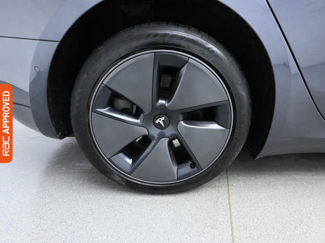 Used Tesla Model 3 2021 for sale - 76477532: Photo 16