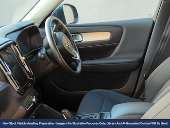 Used Volvo XC40 2021 for sale - 76705519: Photo