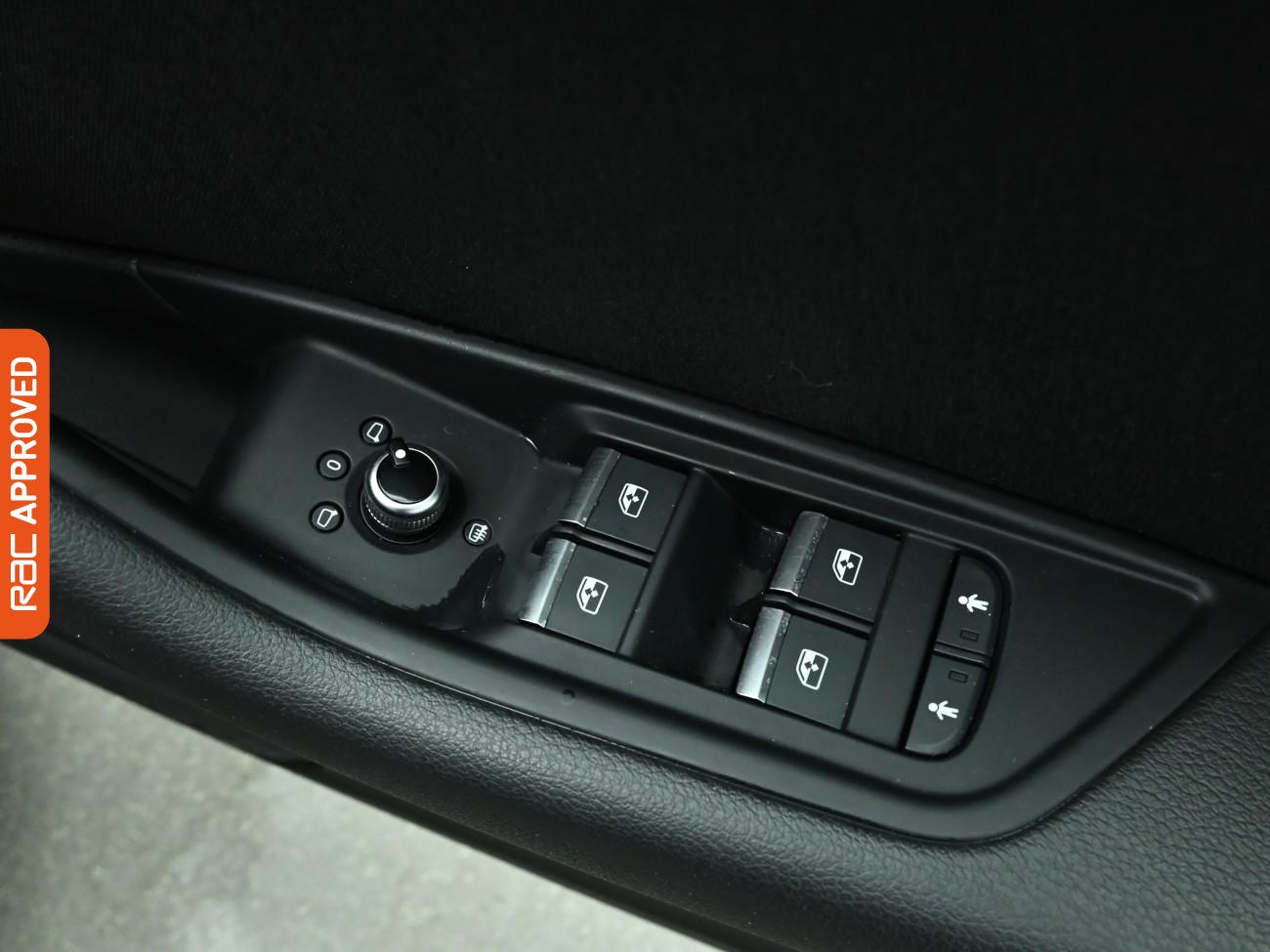 Used Audi A4 Avant 2016 for sale - 76379900: Photo 26