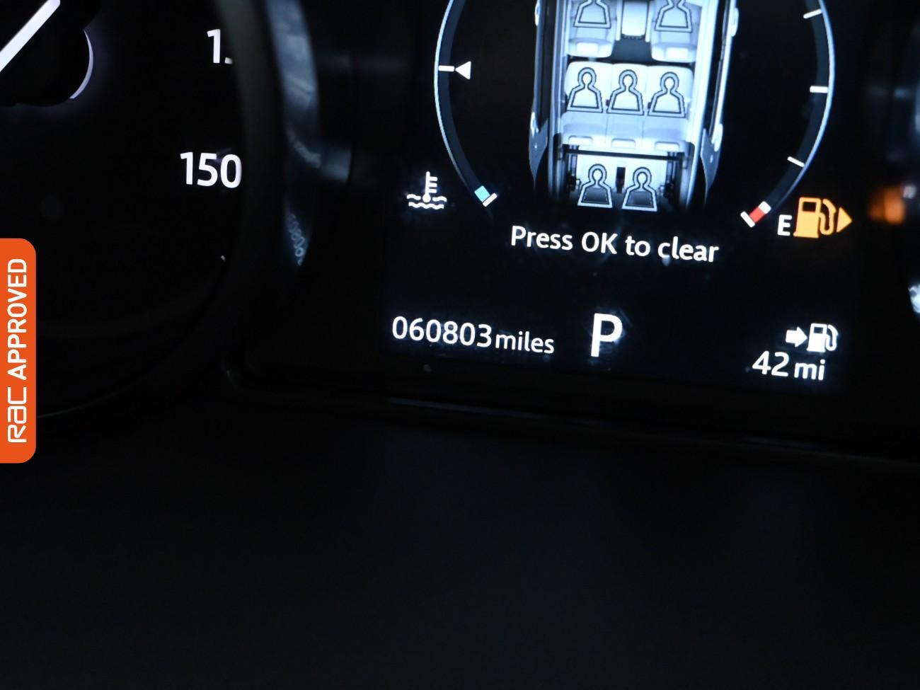 Used Land Rover Discovery Sport 2019 for sale - 76090390: Photo 11