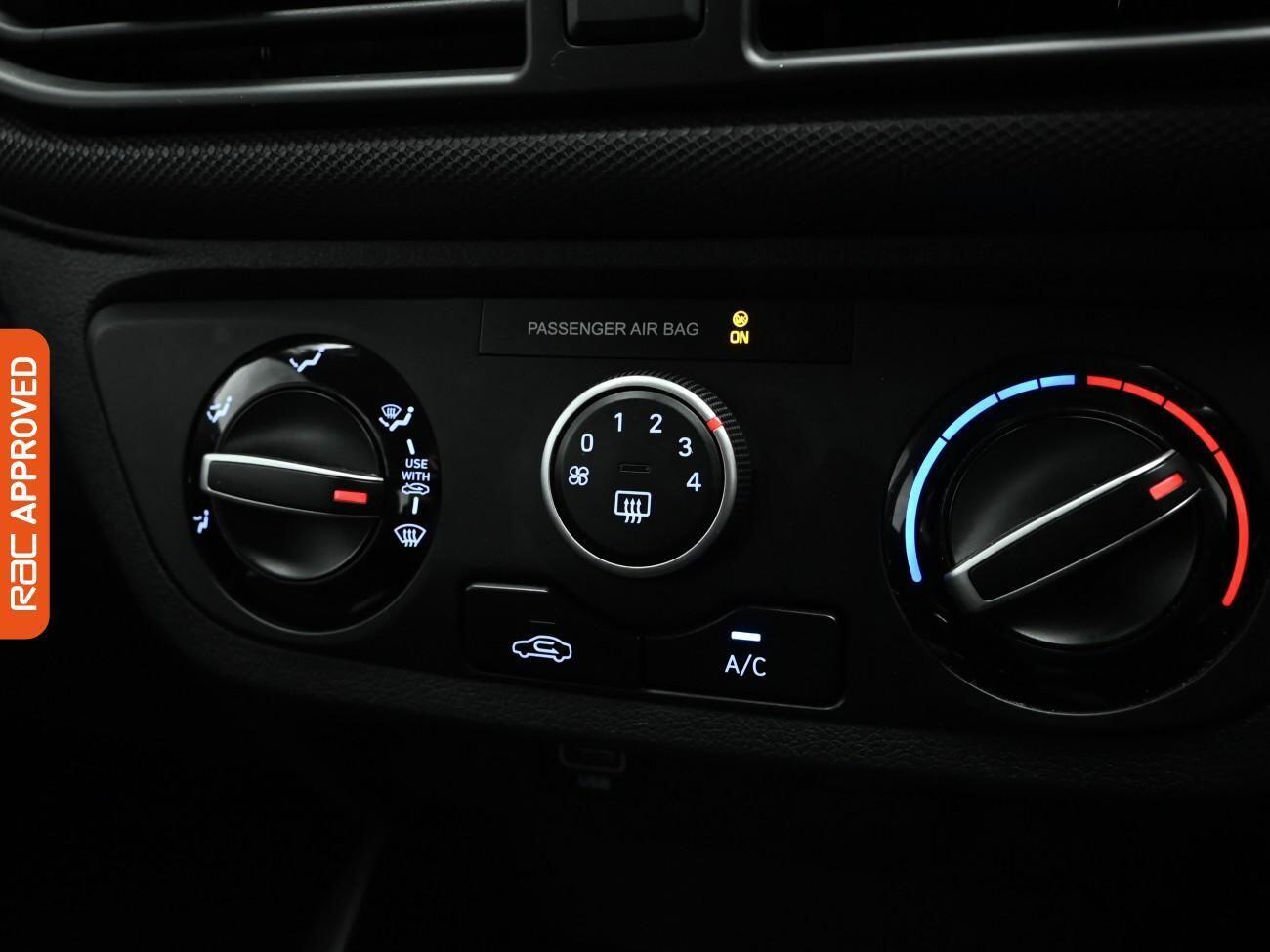 Used Hyundai i10 2022 for sale - 77458833: Photo 16