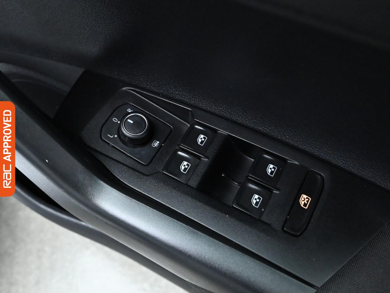 Used Volkswagen Polo 2021 for sale - 76220272: Photo 24