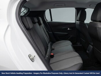 Used Peugeot 2008 2023 for sale - 77432166: Photo