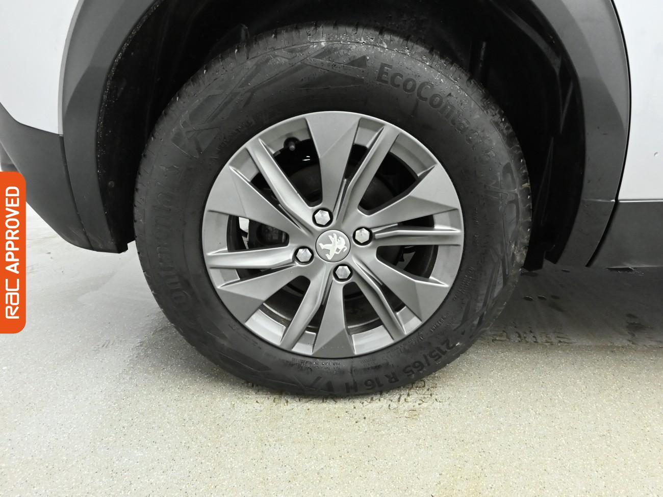 Used Peugeot E-2008 2021 for sale - 76650502: Photo 16