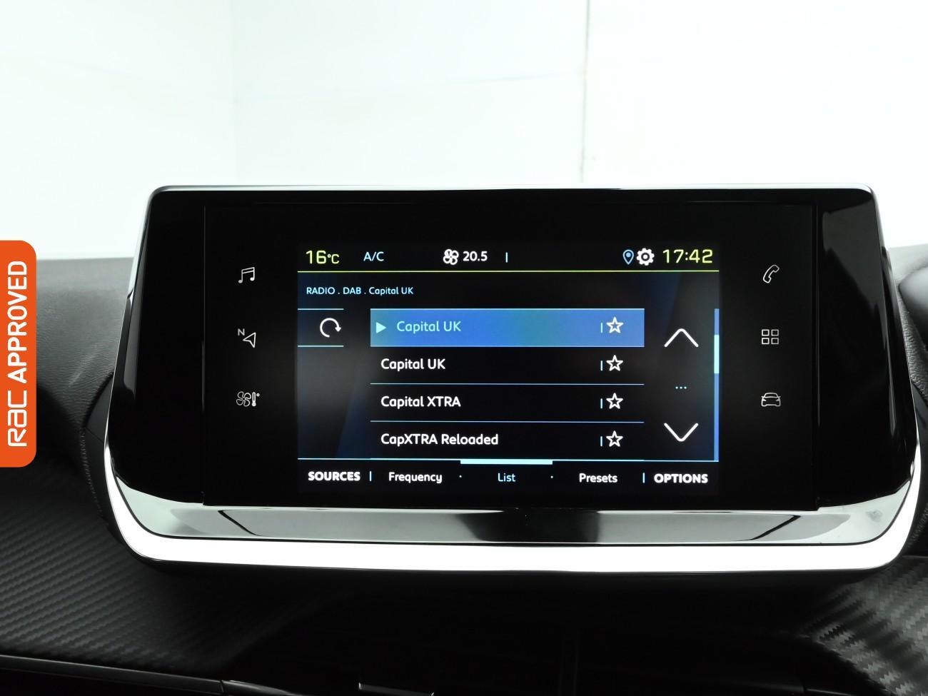 Used Peugeot E-2008 2021 for sale - 76650502: Photo 23